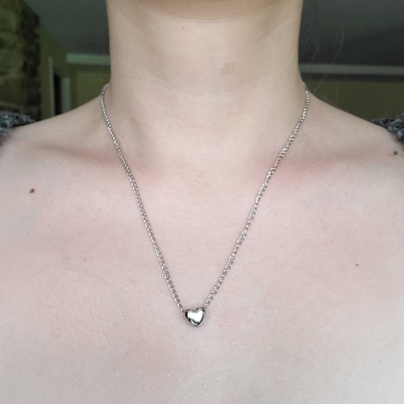 New Silver Heart Necklace - Picture 7 of 8